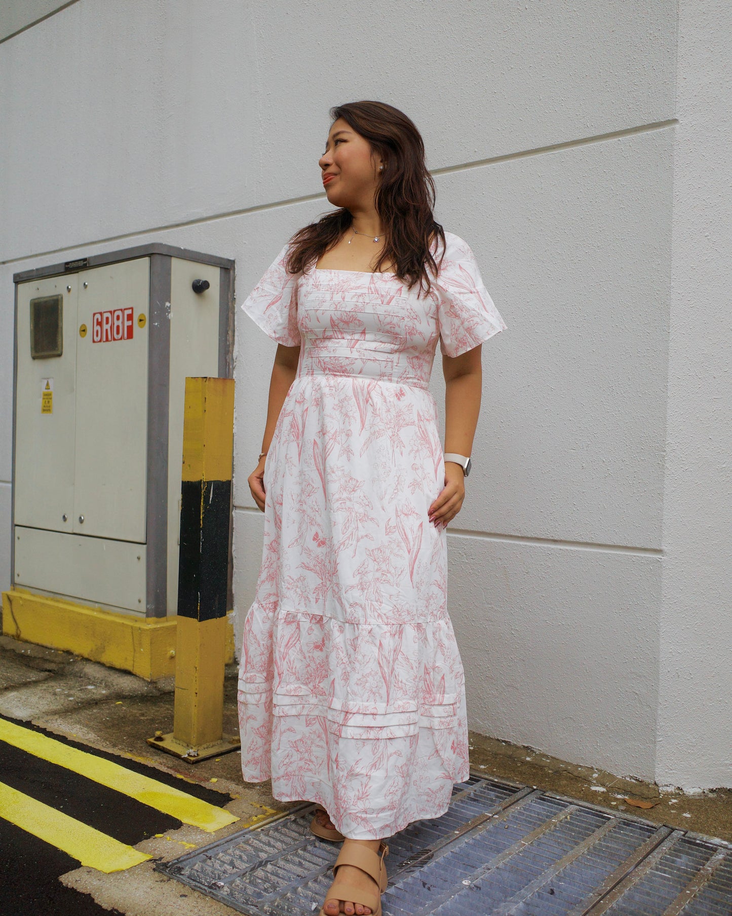 Elfee Pleated Porcelain Maxi Dress (Navy Blue Floral, Pink Floral)