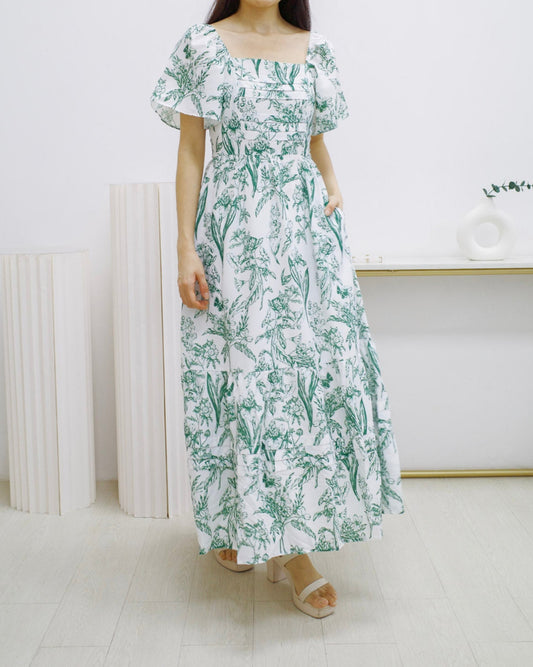 Elfee Pleated Porcelain Maxi Dress (Green (NEW), Navy Blue Floral, Pink Floral)